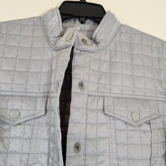 Gap Quilted Silver Unlined LS Jean Jacket Large - Picture 9 of 14